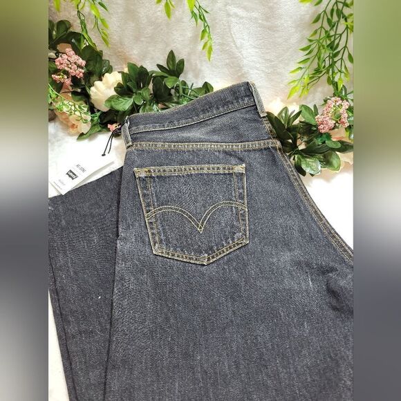 Authentic Levi's Re/ Done High Rise Cut Off Jean - Picture 7 of 11